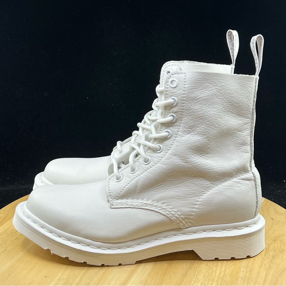 Doc Dr. Martens Smooth Leather Combat Boots Triple White 8-eyelets USA Multi Sz - Picture 6 of 9